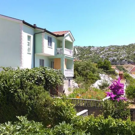 Apartment Lacus
