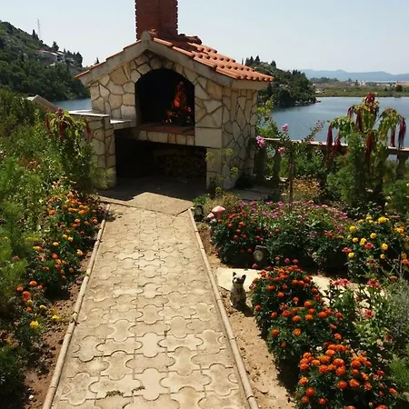 Apartment Lacus Ploce (Dubrovnik-Neretva)